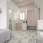 Ostria Hotel