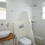 Ostria فندق