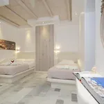 فندق Ostria 2*