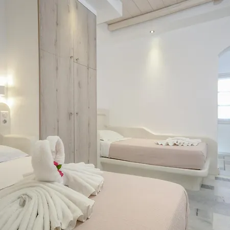 فندق Ostria 2*