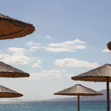 فندق Ostria 2*